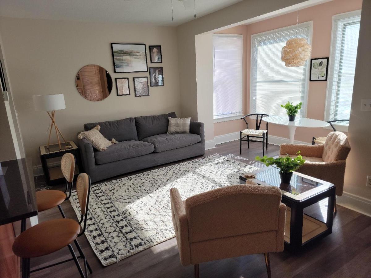 Cozy 2 Bedroom In Short North Arts District Apartment *